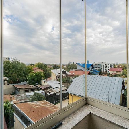 Luxury Baneasa Bucharest Exterior photo