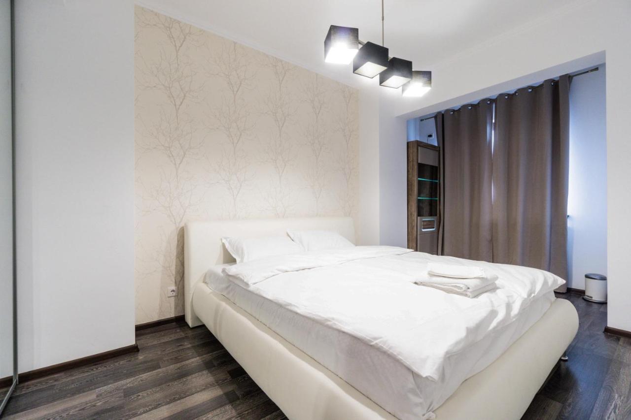 Luxury Baneasa Bucharest Exterior photo
